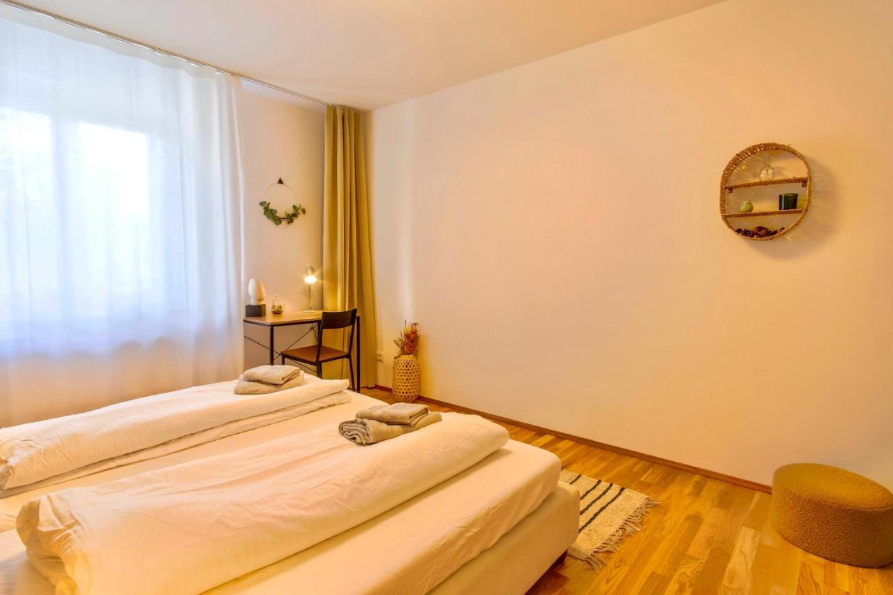 4-Room Luxury Apartment - Close To Central Station, Free Parking, Kitchen Leipzig Extérieur photo