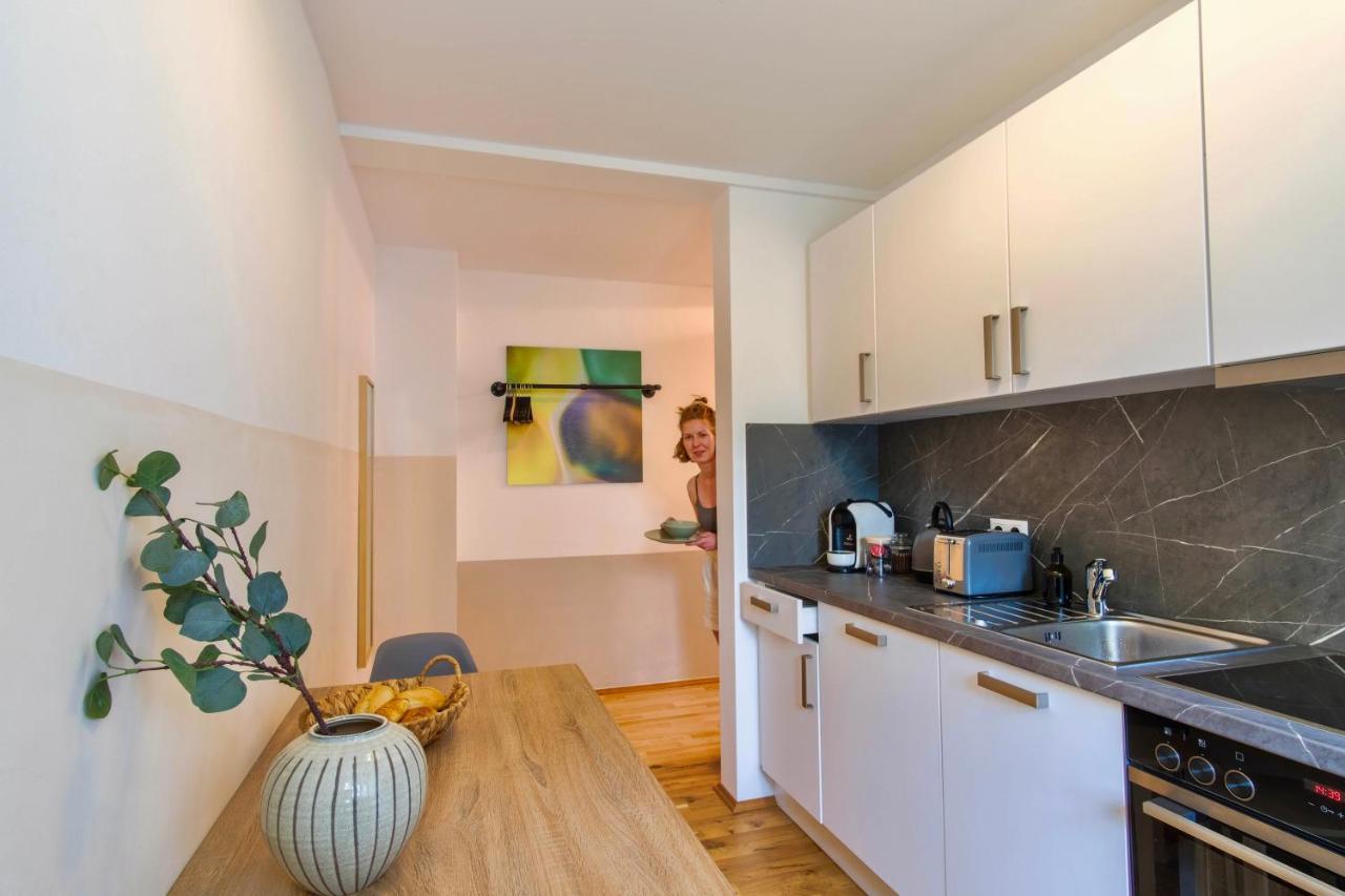 4-Room Luxury Apartment - Close To Central Station, Free Parking, Kitchen Leipzig Extérieur photo